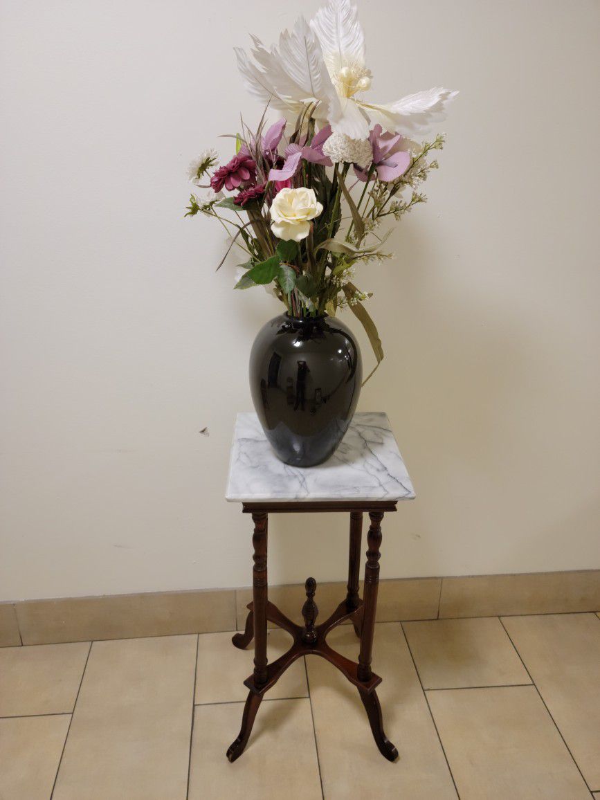 Beautiful Table With Pot Flower 