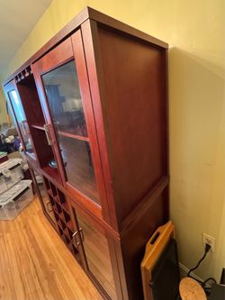 China/Wine Hutch