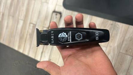 Saber trimmer