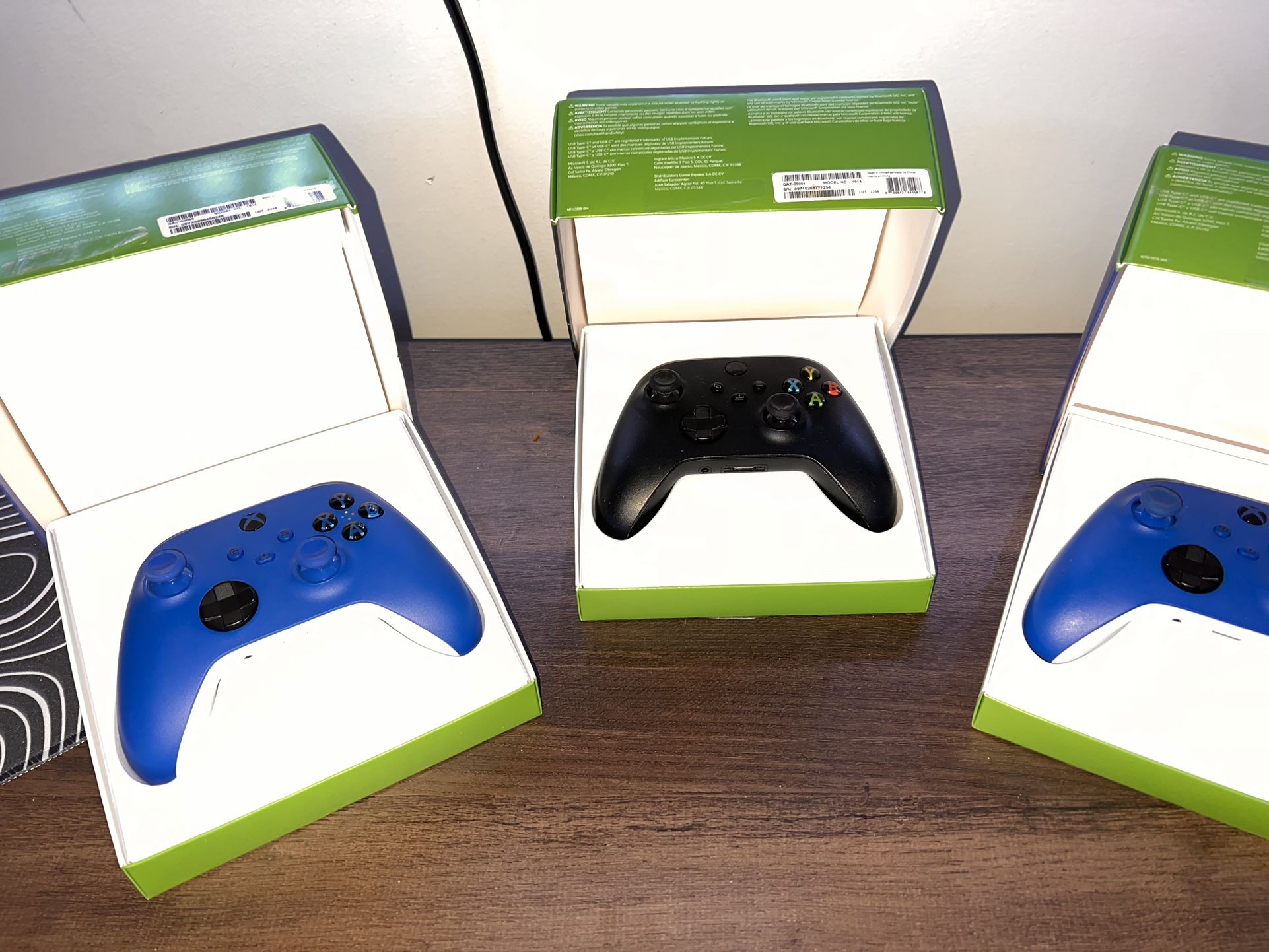 3 Brand New Unused Controllers To Xbox 