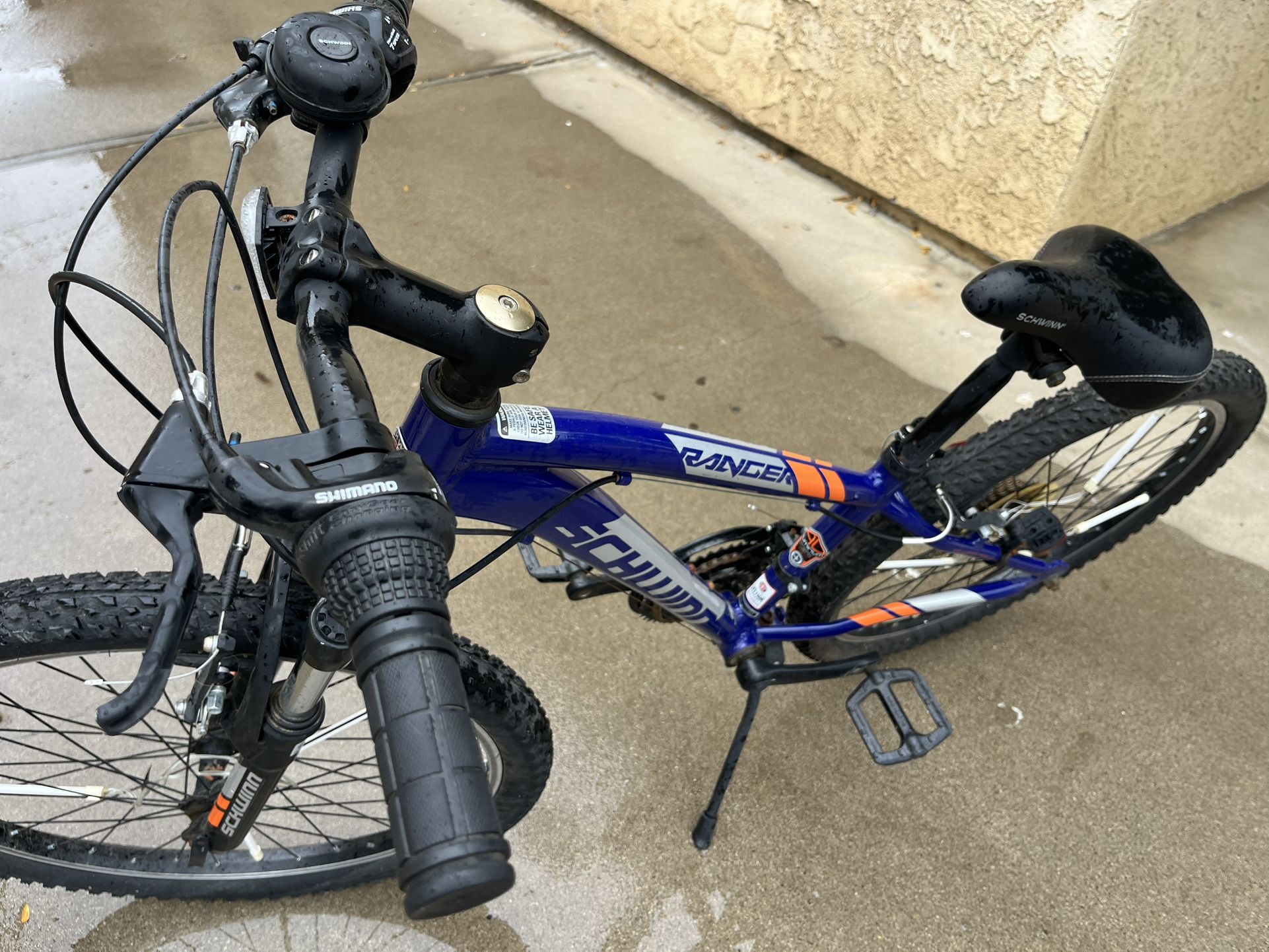 2020 Schwinn Mountain Bike Model S3400TGJ, 25 in.