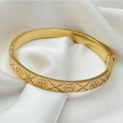 Tory Burch Bracelet Gold  
