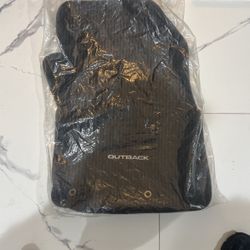 Subaru outback mats brand new never used 2017 to now
