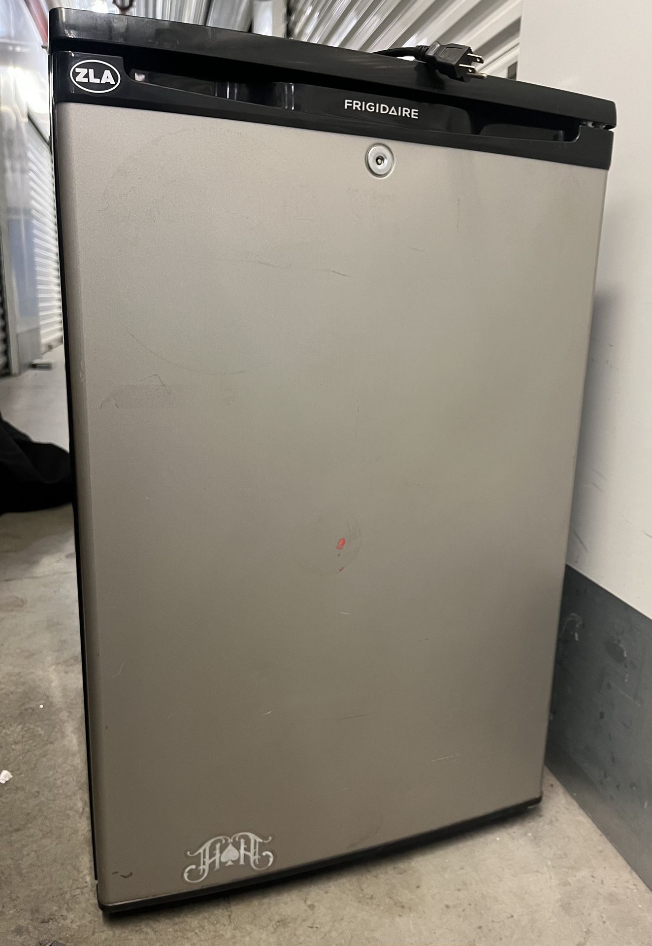 Frigidaire Mini Fridge