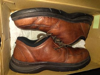 Clark's Brown Size 9.5