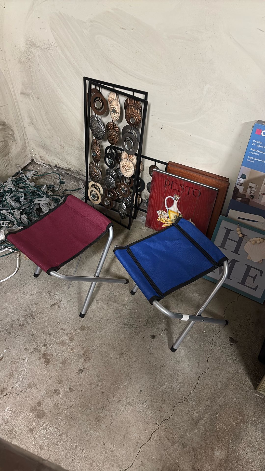 Everything 5 Dollars Or Less/