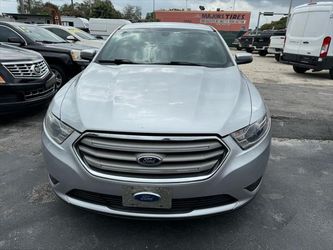 2016 Ford Taurus