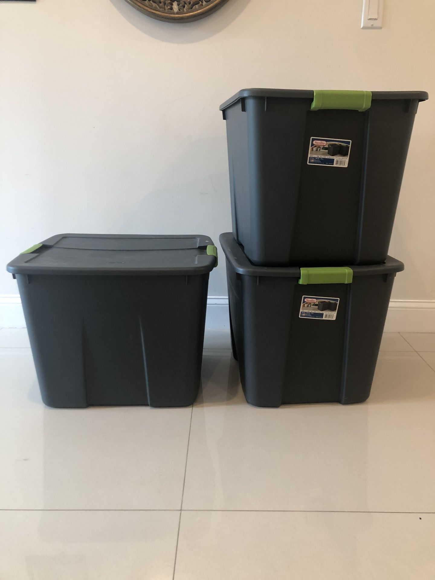 3x Sterilite gray storage bin 20 gallon for Sale in Miami, FL OfferUp