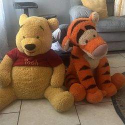Giant Winnie The Pooh AndTiger