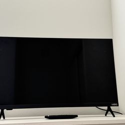 VIZIO 32” Smart Tv