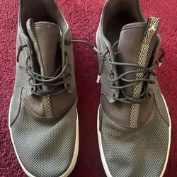 Nike Air Jordan Eclipse 724010-010 Black/White size 13 used but in great condition