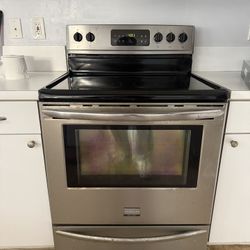 Electric Cooking Top + Oven (Frigidaire)