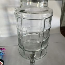 Fishtank/Beverage dispenser