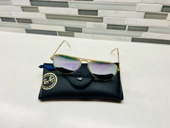 Ray-Ban Aviator Sunglasses with Case