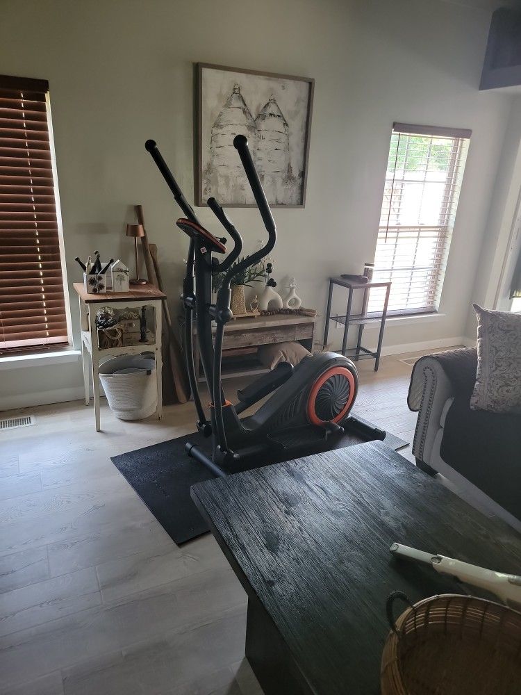 Niceday Elliptical Machine