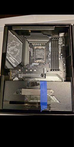 Msi gaming pro LGA 1700 motherboard