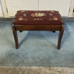 Footstool antique