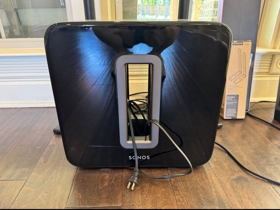 Sonos~Subwoofer~Sound~bar~playBar~set