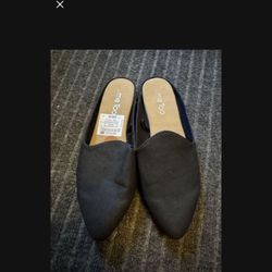 WOMENS SIZE 8 SLIP ON DRESS SHOES BLACK FLATS