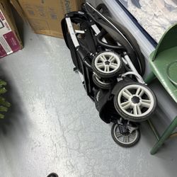 DOUBLE BABY STROLLER