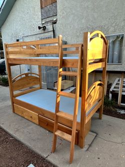 Bunk bed