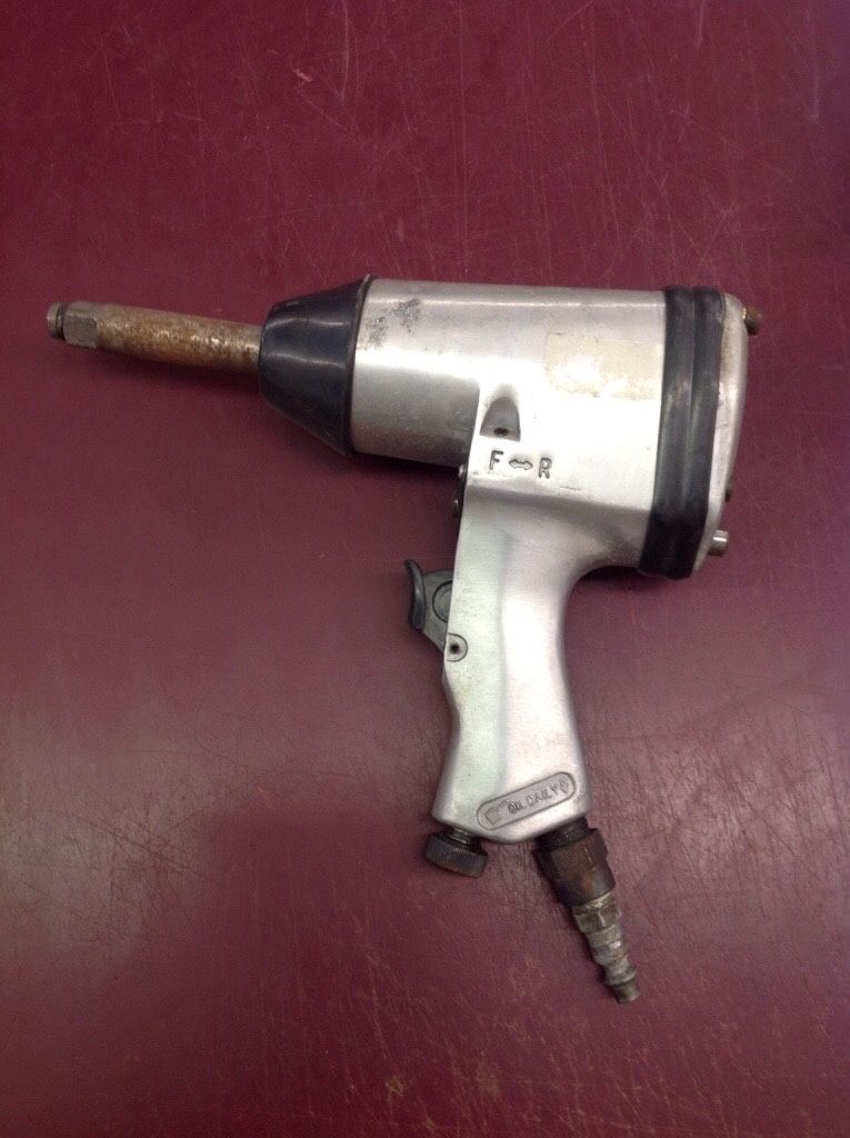 1/2" air impact wrench long shaft - price is firm