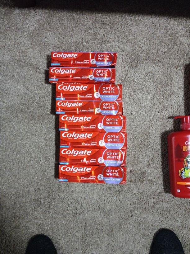Colgate Optic White Toothpast
