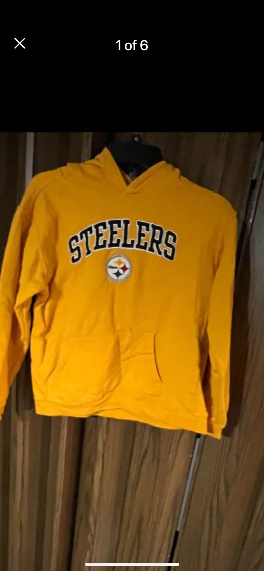 Pittsburgh Steelers Yellow Woman’s Pullover Hoodie Size Small