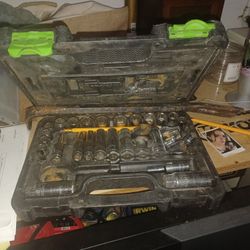 Dewalt Mechanic Tool Set