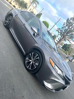 2020 Toyota Camry Hybrid