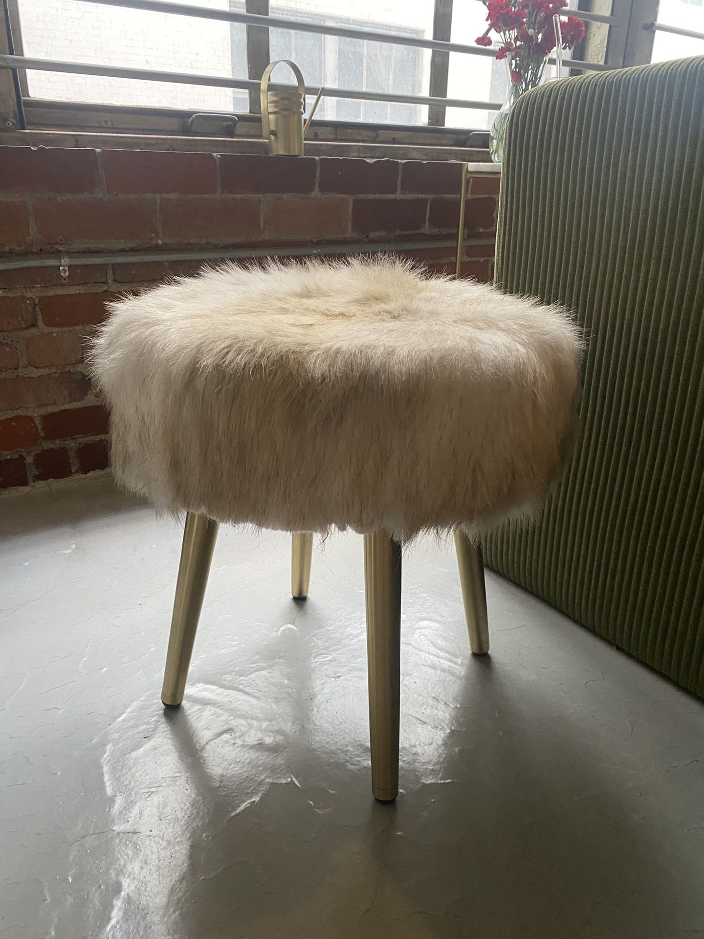 Fur (faux) Stool/Ottoman
