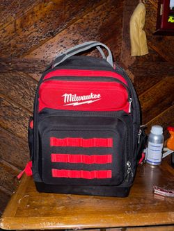 Milwaukee Ultimate Jobsite Backpack (model 48-22-8201)