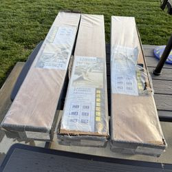 Laminate/ Vinyl Flooring  Make An Offer 