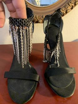 Size 6 1/2 Black open-toe high-heel sandals with ‘dancing chains’