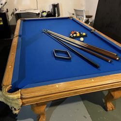 AMF Playmaster Oak 9’ Slate Pool Table