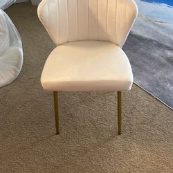 Dining Chairs 
