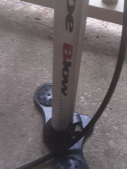 Bicycle Tire hand pump, Joe Blow
