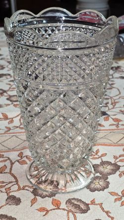 Vintage Large Anchor Hocking WEXFORD GLASS VASE  10" Tall Heavy Footed Flower Vase Mid-Century A111P109