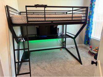 Full size loft bed with desk underneath