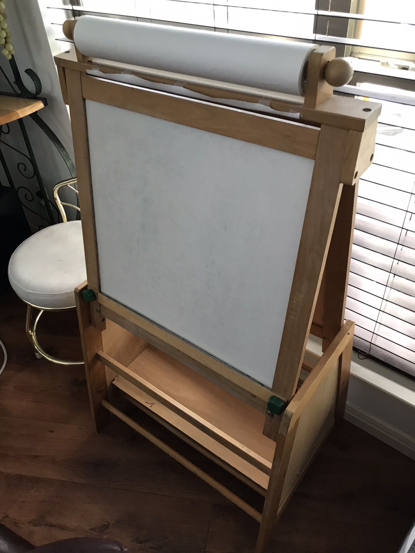 Used KidKraft Kids Easel W/paper Roll & Storage Shelf
