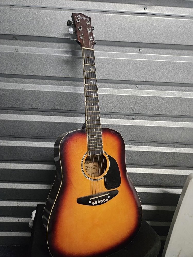 Guitar 
