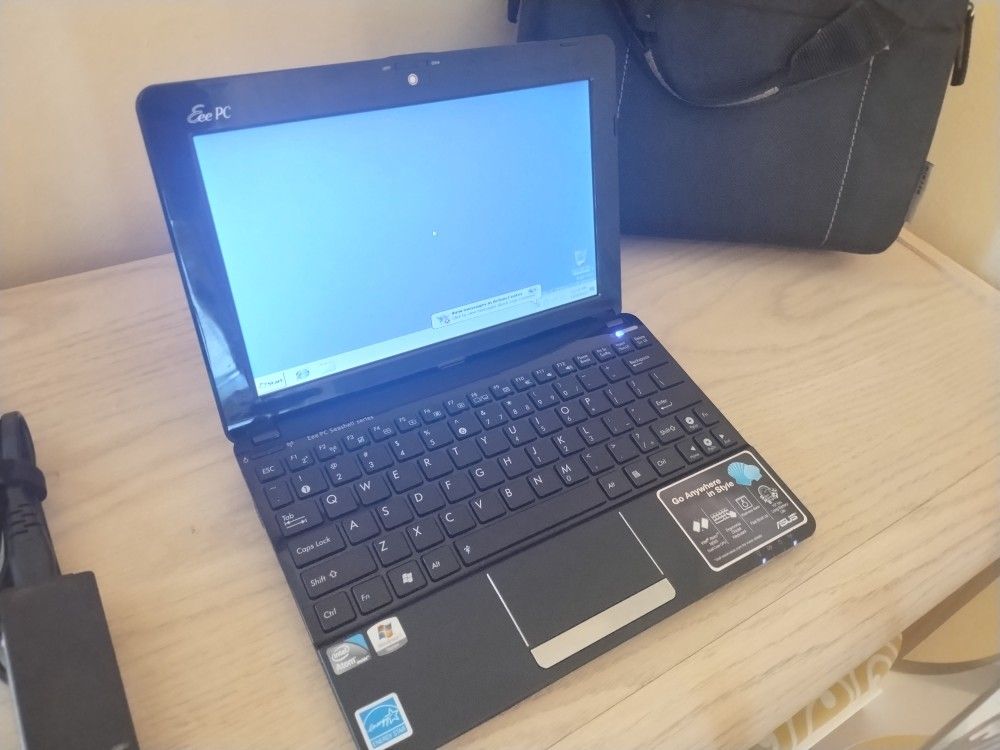 ASUS  Eee PC Seashell Series  Model No: 15G29L000780