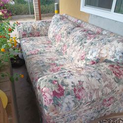 Couch Floral Material