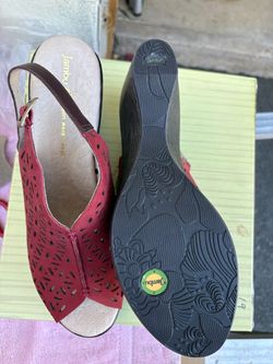 Jambu Women's Red Wedge Sandals