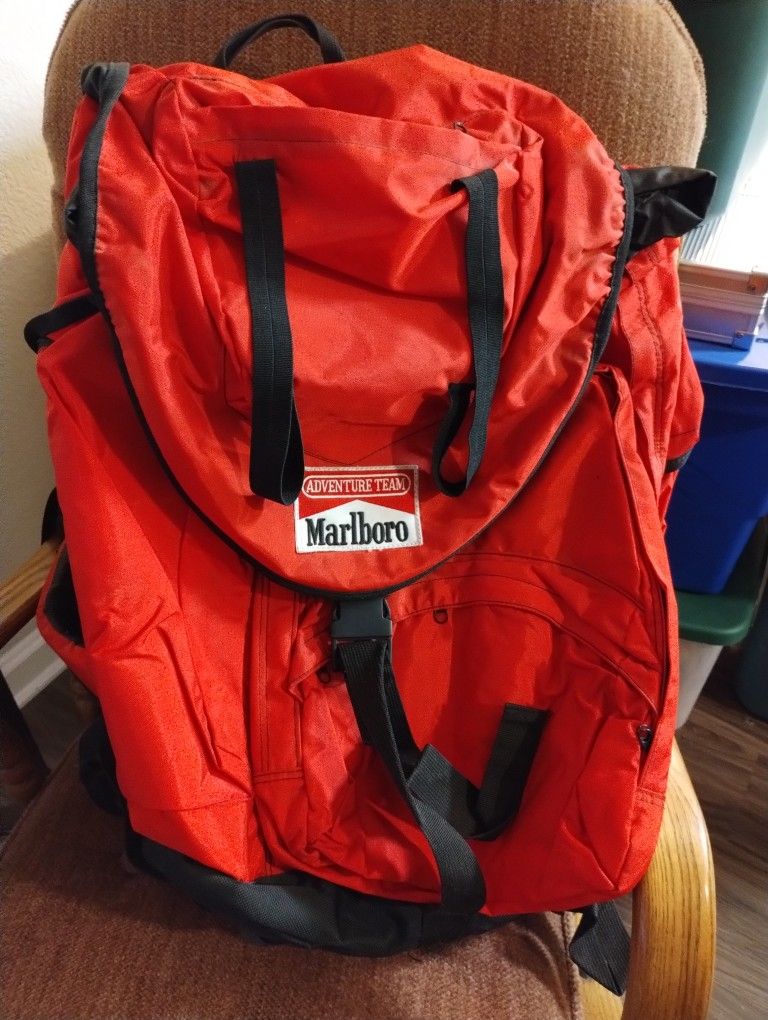 Marlboro Hiking Backpack 🎒 & Mummy Bag