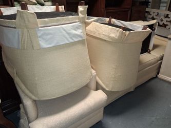 Vintage yellow couch set comes with 3 chairs