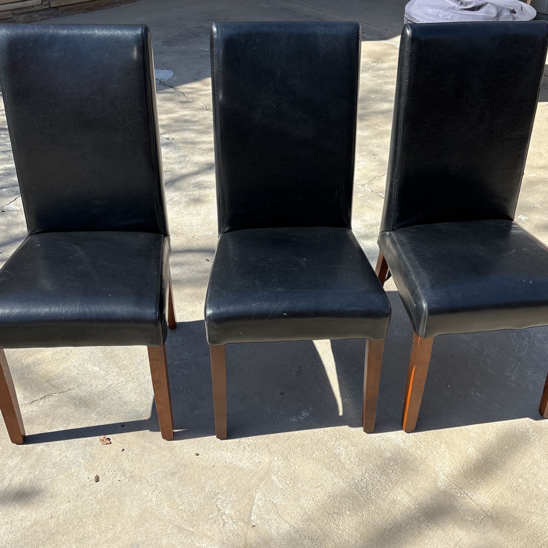 dining chairs 