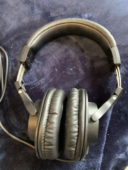 Audio-Technica ATH-M30x Studio Monitor Headphones