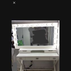 Makeup Vanity With Mirror 