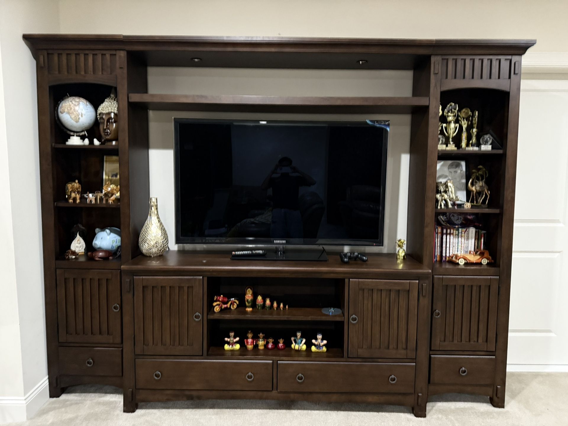 TV Console 